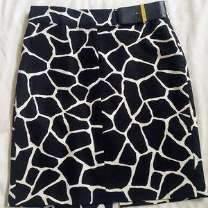 MICHAEL Michael Kors Black Pencil Skirt - Size 4